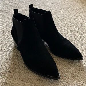 marc fisher yellin bootie